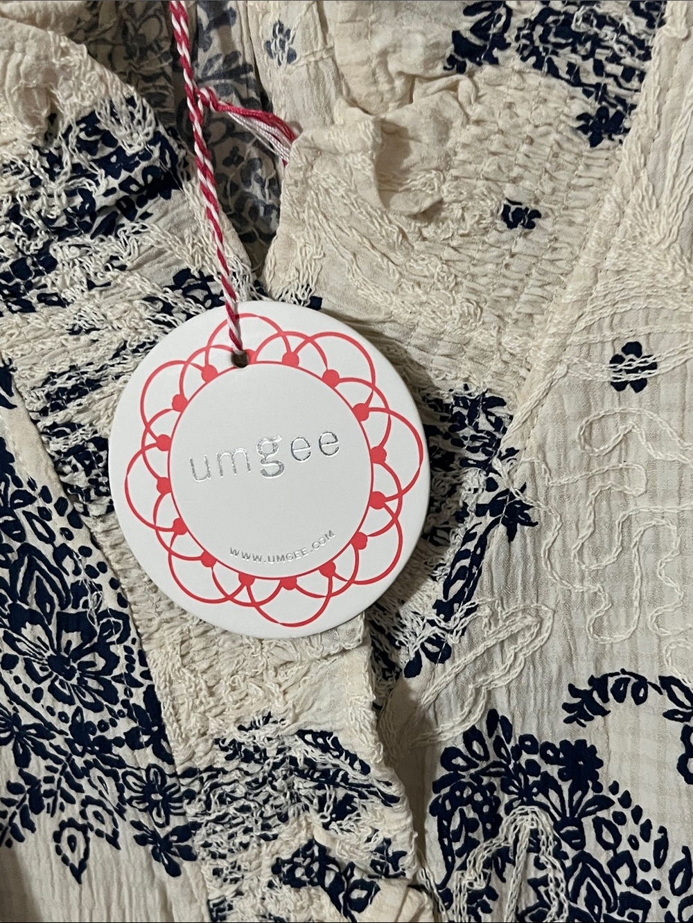 NWT Umgee Blouse Large Navy Dsesign - Picture 9 of 16